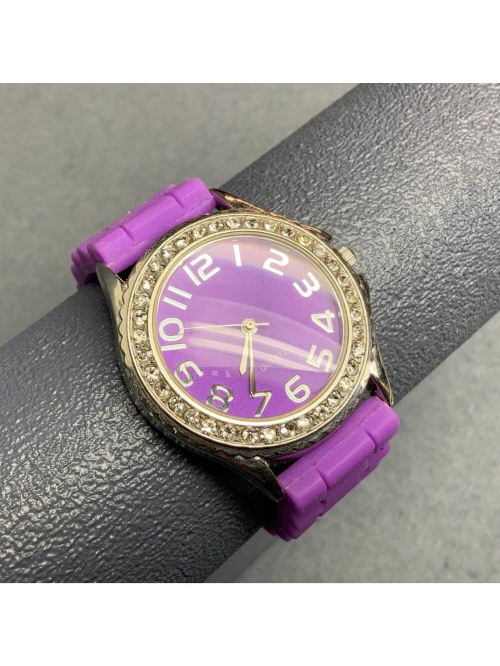 Accutime Silicone Quartz Watch 10 In Purple Silver Rhinestone Sparkle Retro Glam